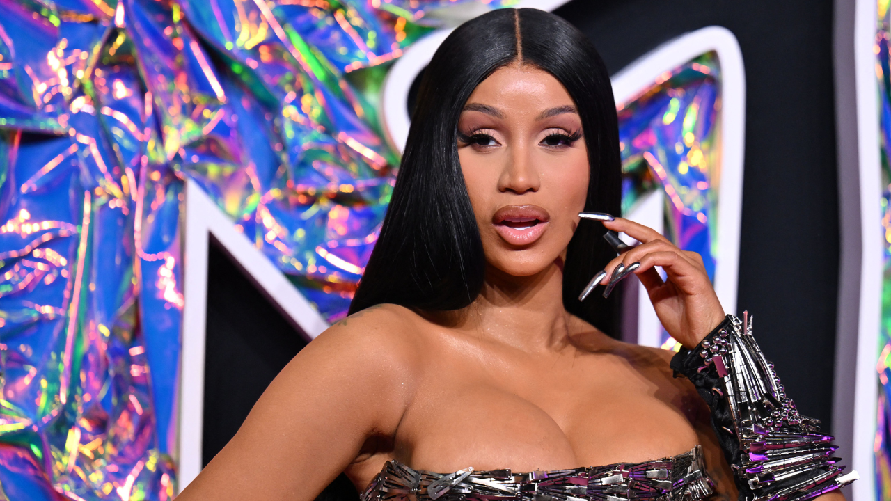 Cardi B’s Assault Trial Pushed To 2024 In Hopes Of Reaching Agreement With Alleged Victim